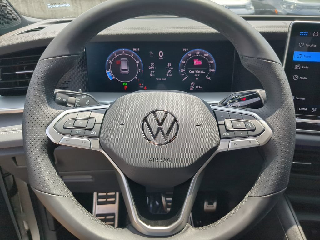 New 2026 Volkswagen Tiguan SE R-Line FWD image 29
