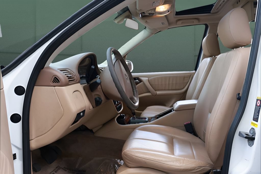 Used 2003 Mercedes-Benz ML 350 4MATIC image 10