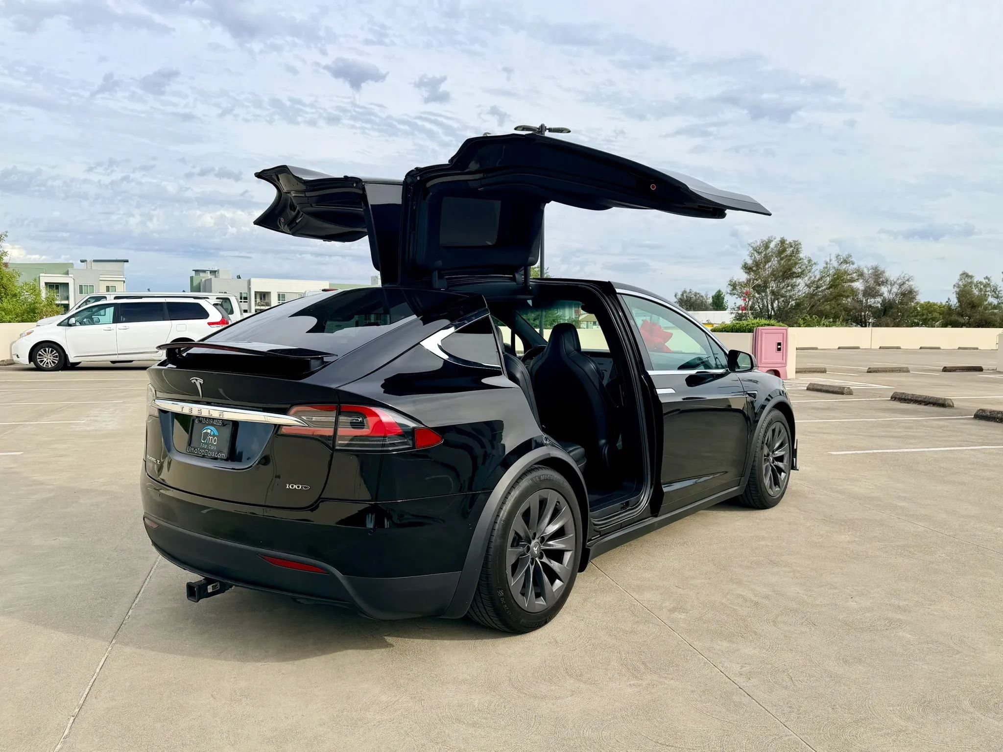 Used 2018 Tesla Model X P100D AWD/4WD image 7