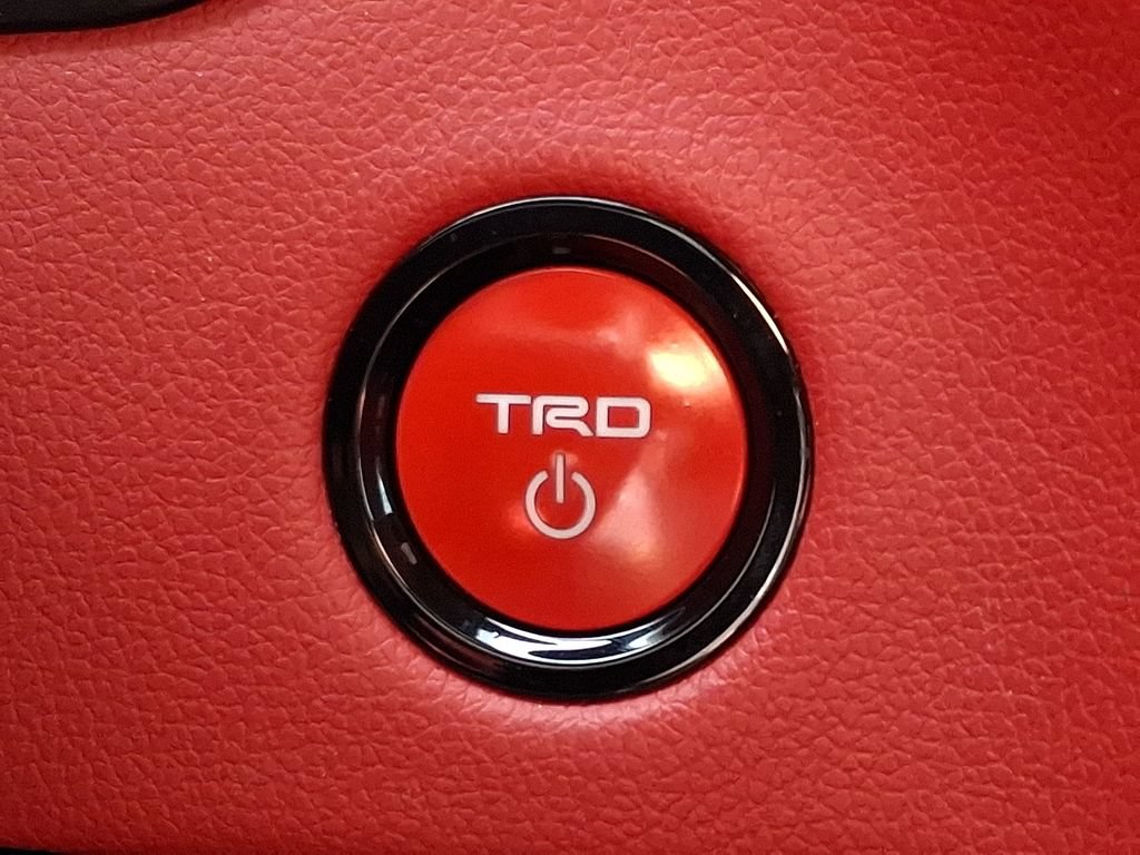 Used 2025 Toyota Tundra TRD Pro AWD/4WD image 27
