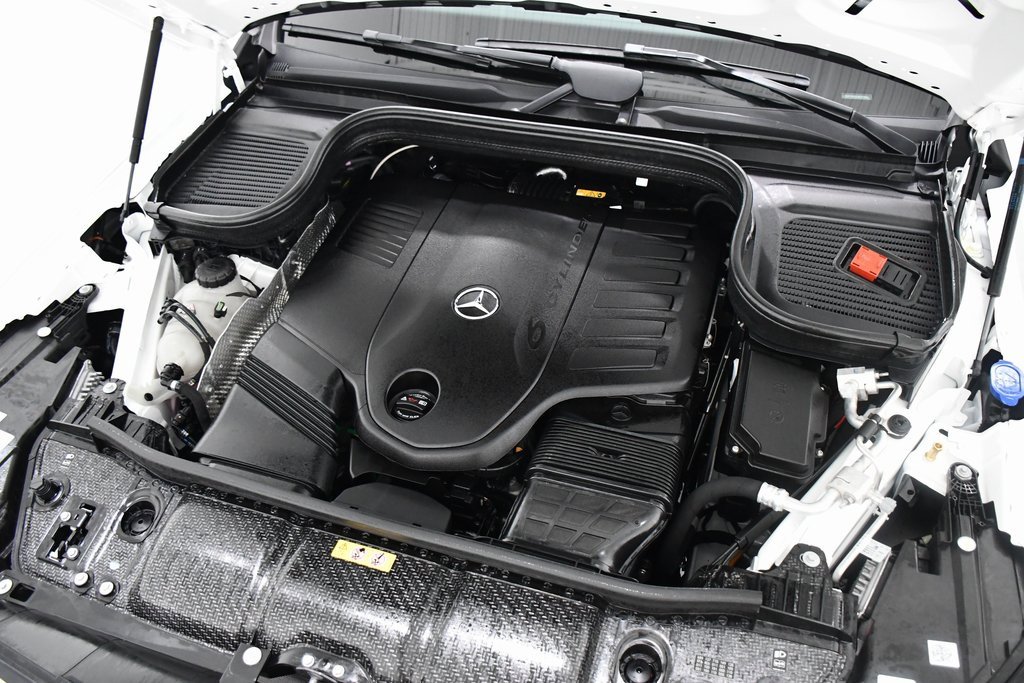 New 2025 Mercedes-Benz GLS 450 4MATIC image 5
