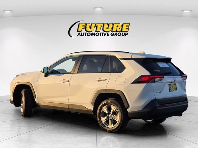 Certified 2025 Toyota RAV4 XLE FWD image 7