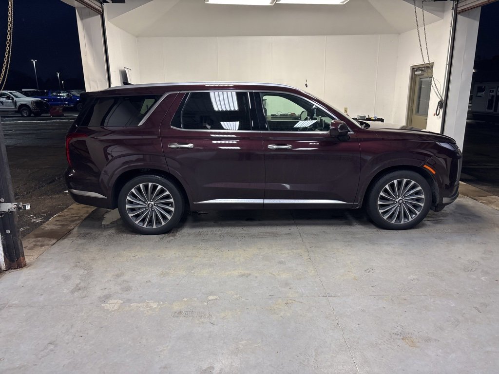 Used 2024 Hyundai Palisade Calligraphy image 6