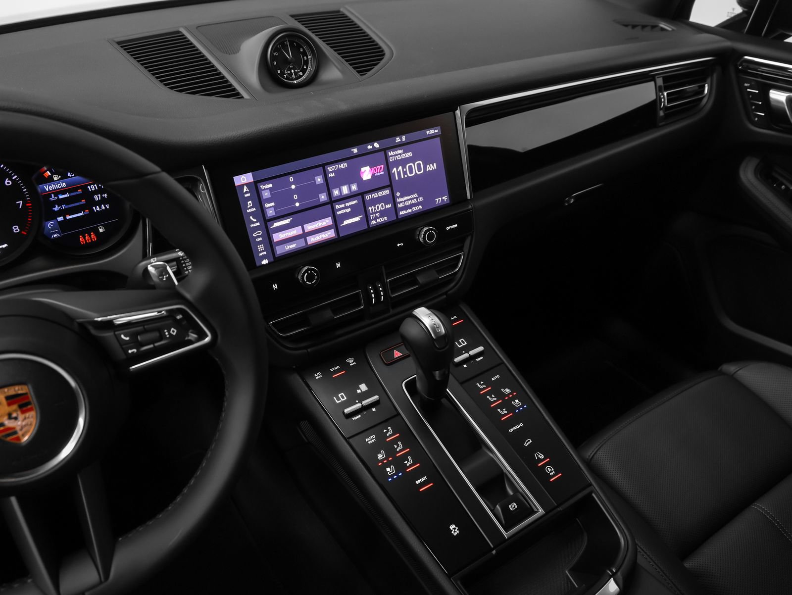 New 2026 Porsche Macan AWD/4WD image 31