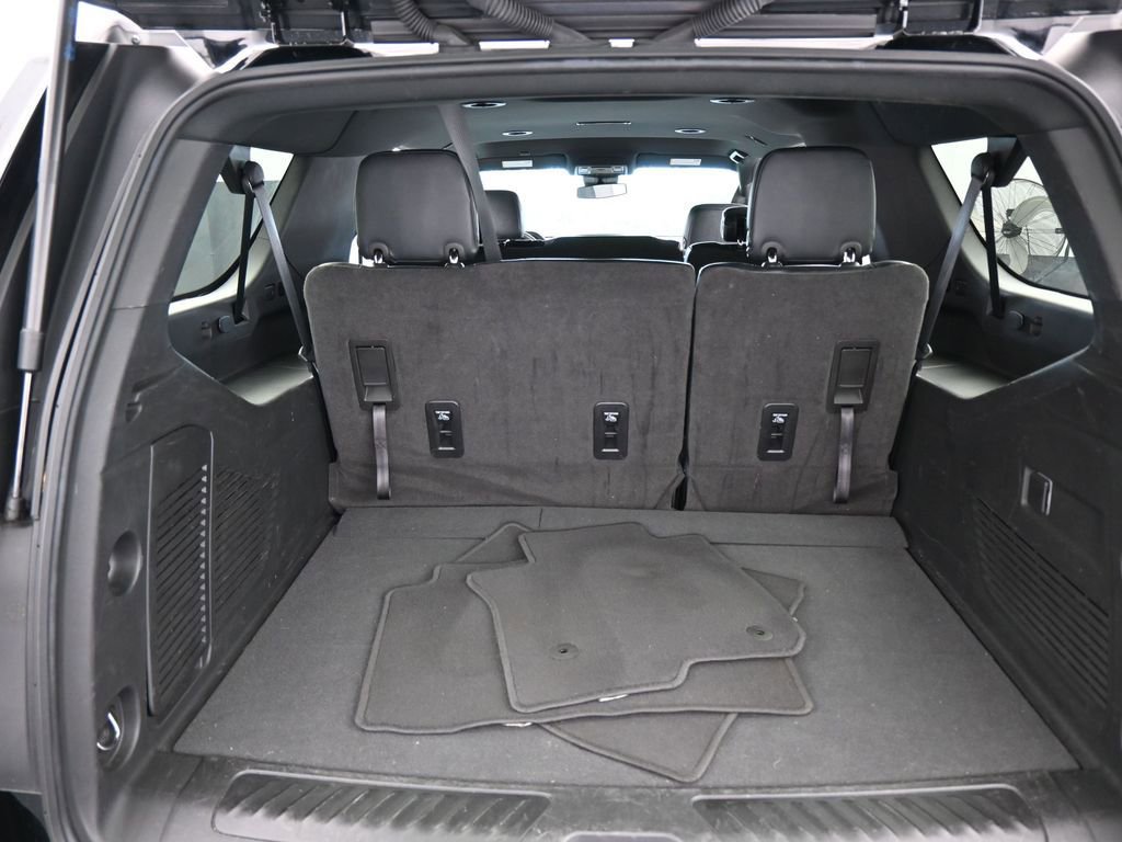 Used 2024 Chevrolet Suburban LS w/ Driver Alert Package RWD image 46
