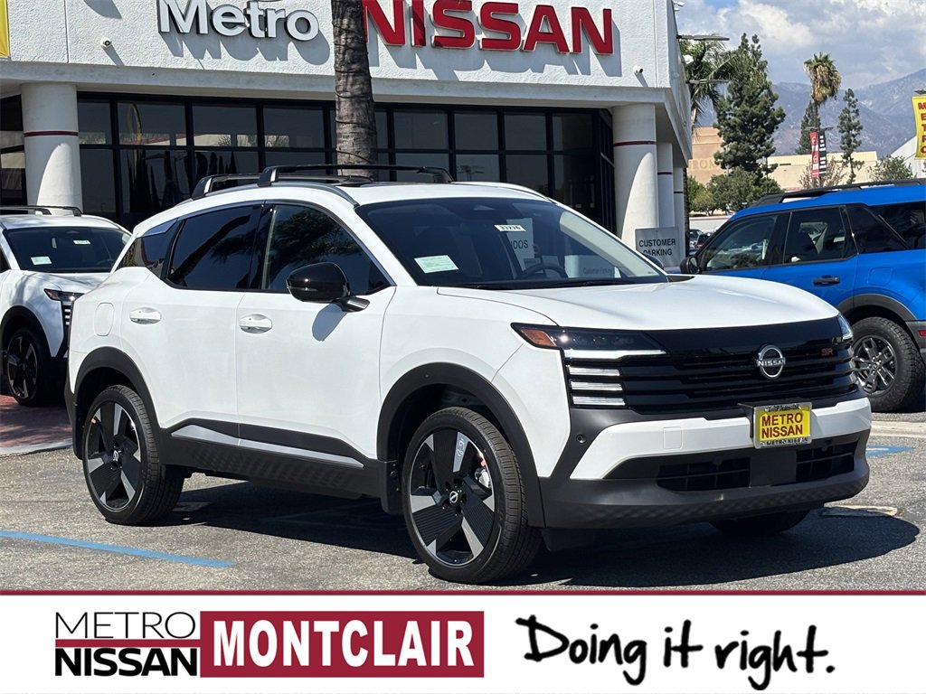 New 2026 Nissan Kicks SR w/ SR Premium Package