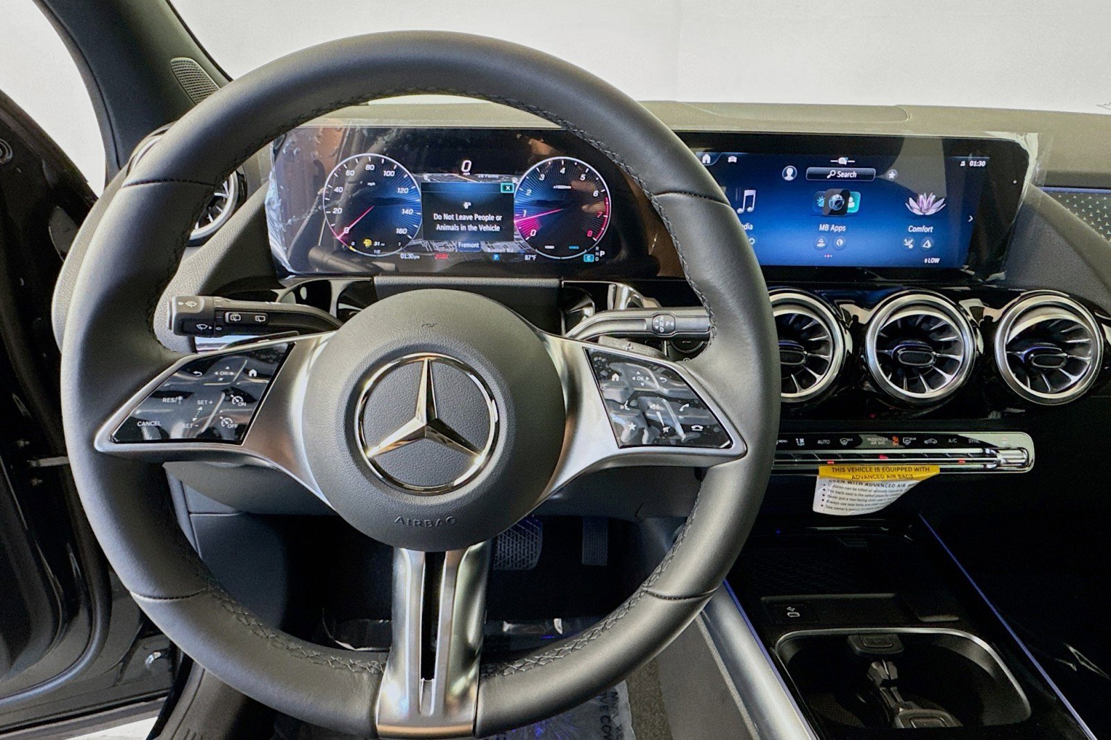 New 2025 Mercedes-Benz GLA 250 image 11