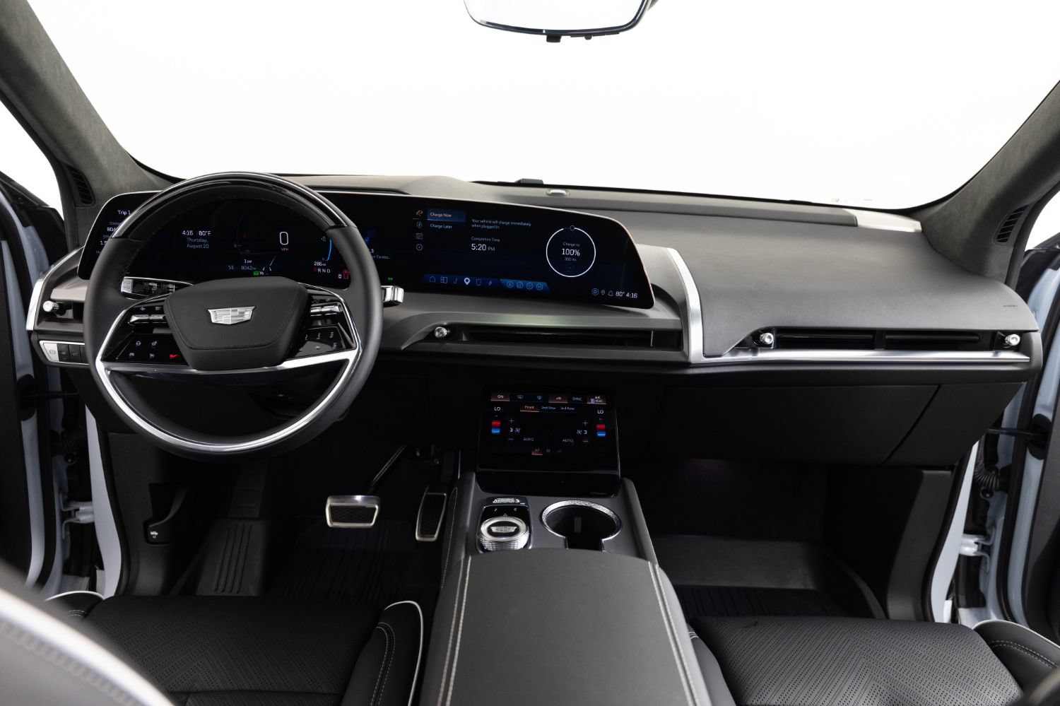 Used 2026 Cadillac Vistiq Platinum w/ LPO, Floor Liner Package AWD/4WD image 40