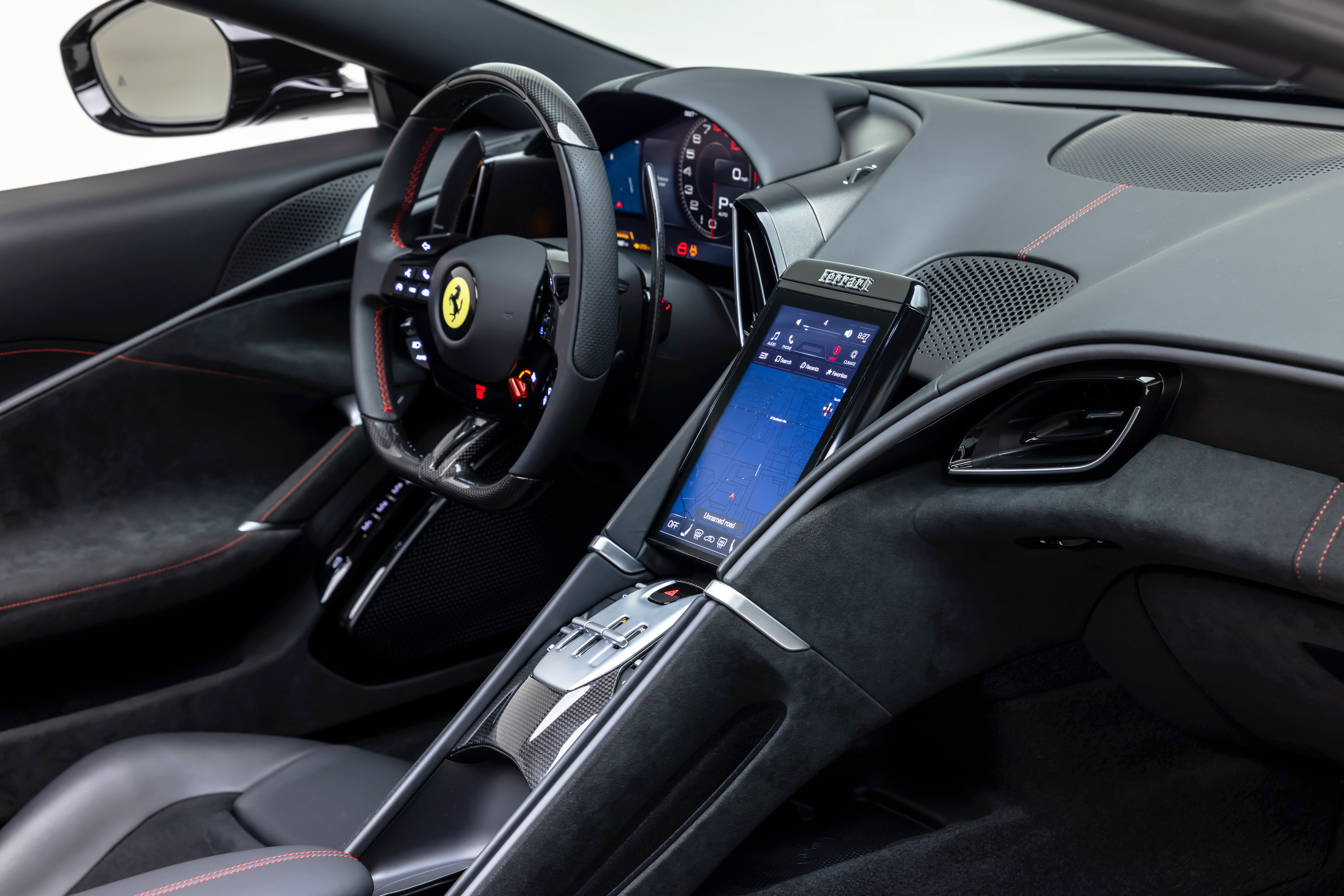 Used 2026 Ferrari Roma Spider RWD image 27