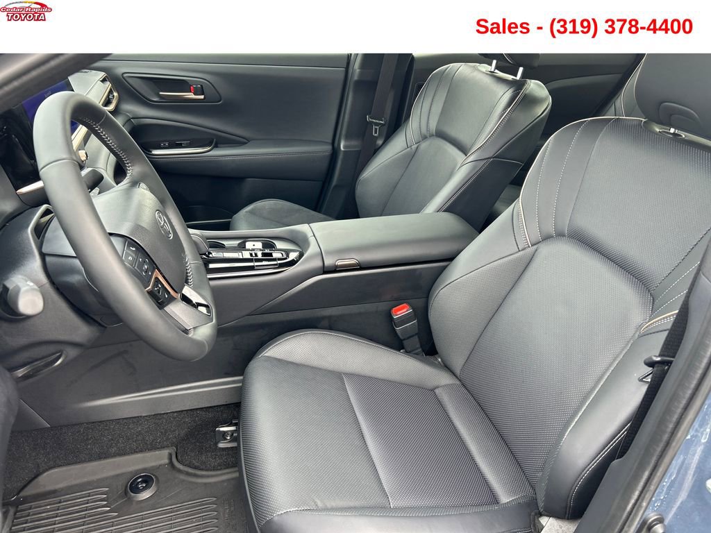 Used 2026 Toyota Crown Limited w/ Advanced Technology Package image 11