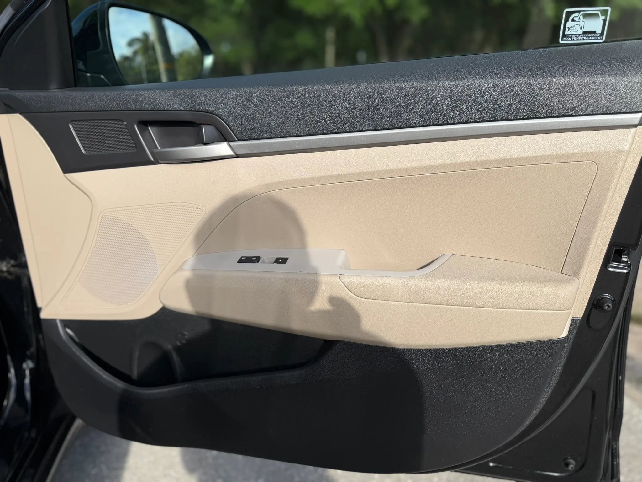 Used 2018 Hyundai Elantra SE w/ Cargo Package FWD image 29
