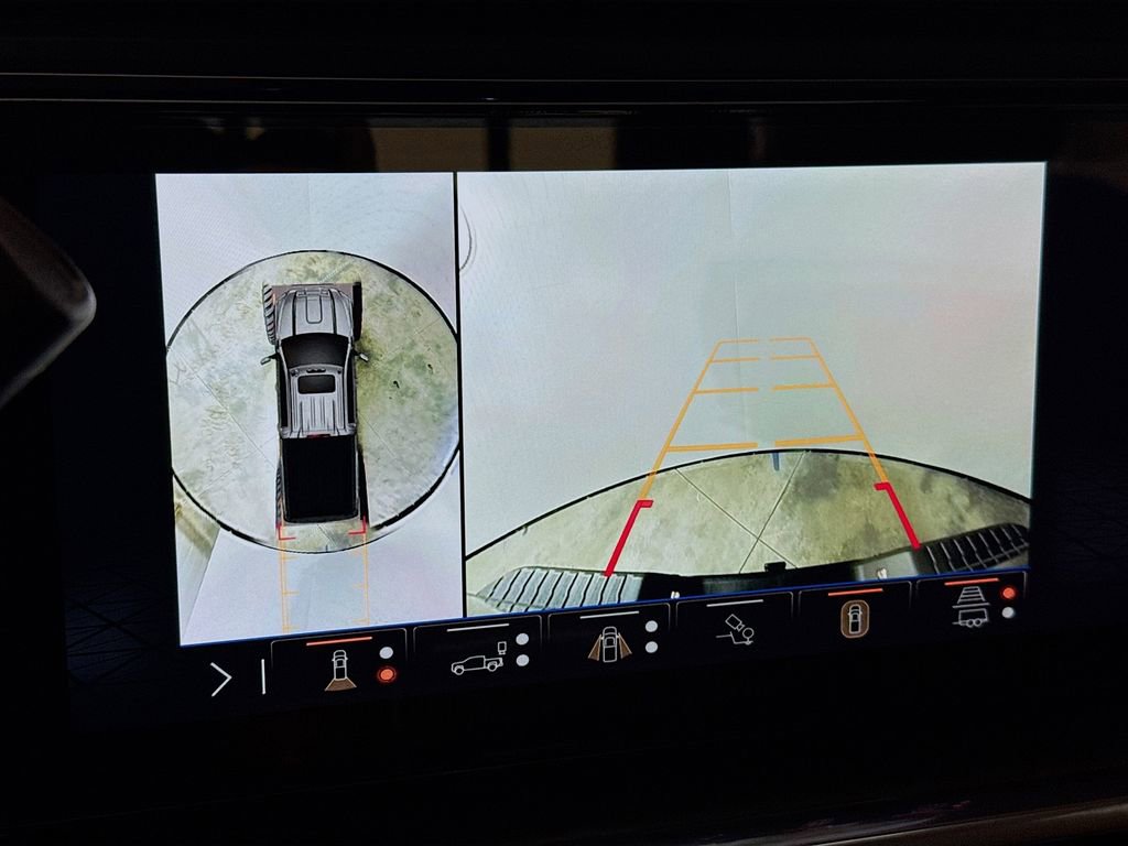 Used 2024 GMC Sierra 2500 Denali Ultimate image 15