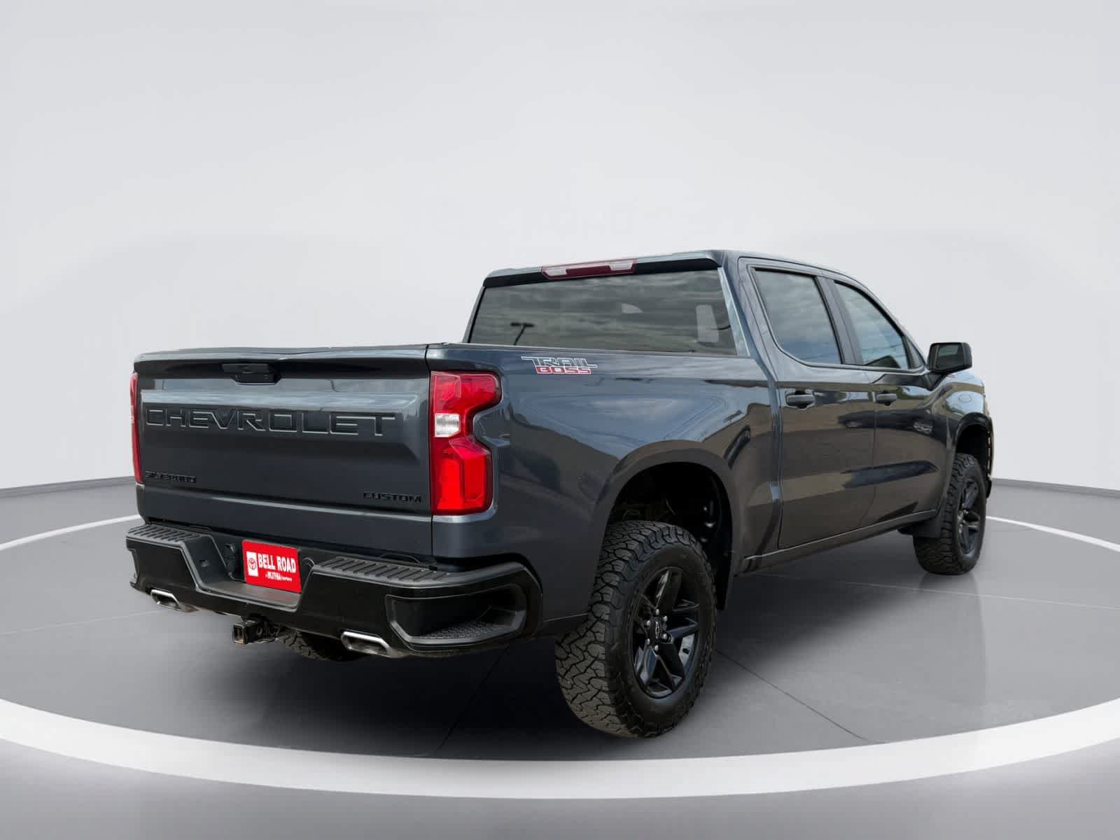 Used 2021 Chevrolet Silverado 1500 Custom Trail Boss w/ LPO, Dark Essentials Package AWD/4WD image 8
