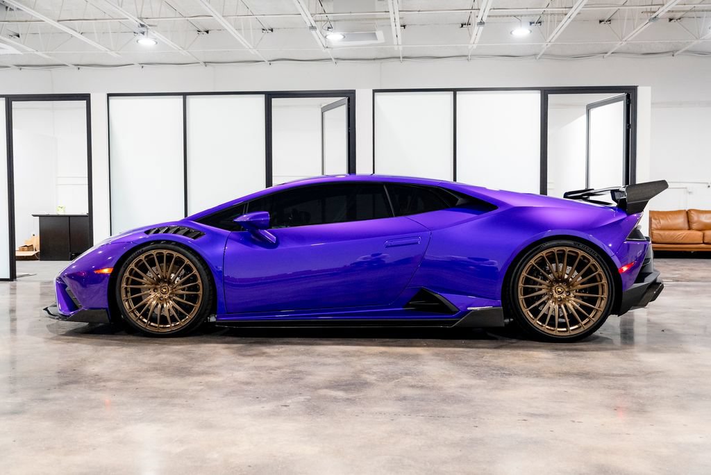 Used 2021 Lamborghini Huracan EVO RWD image 72