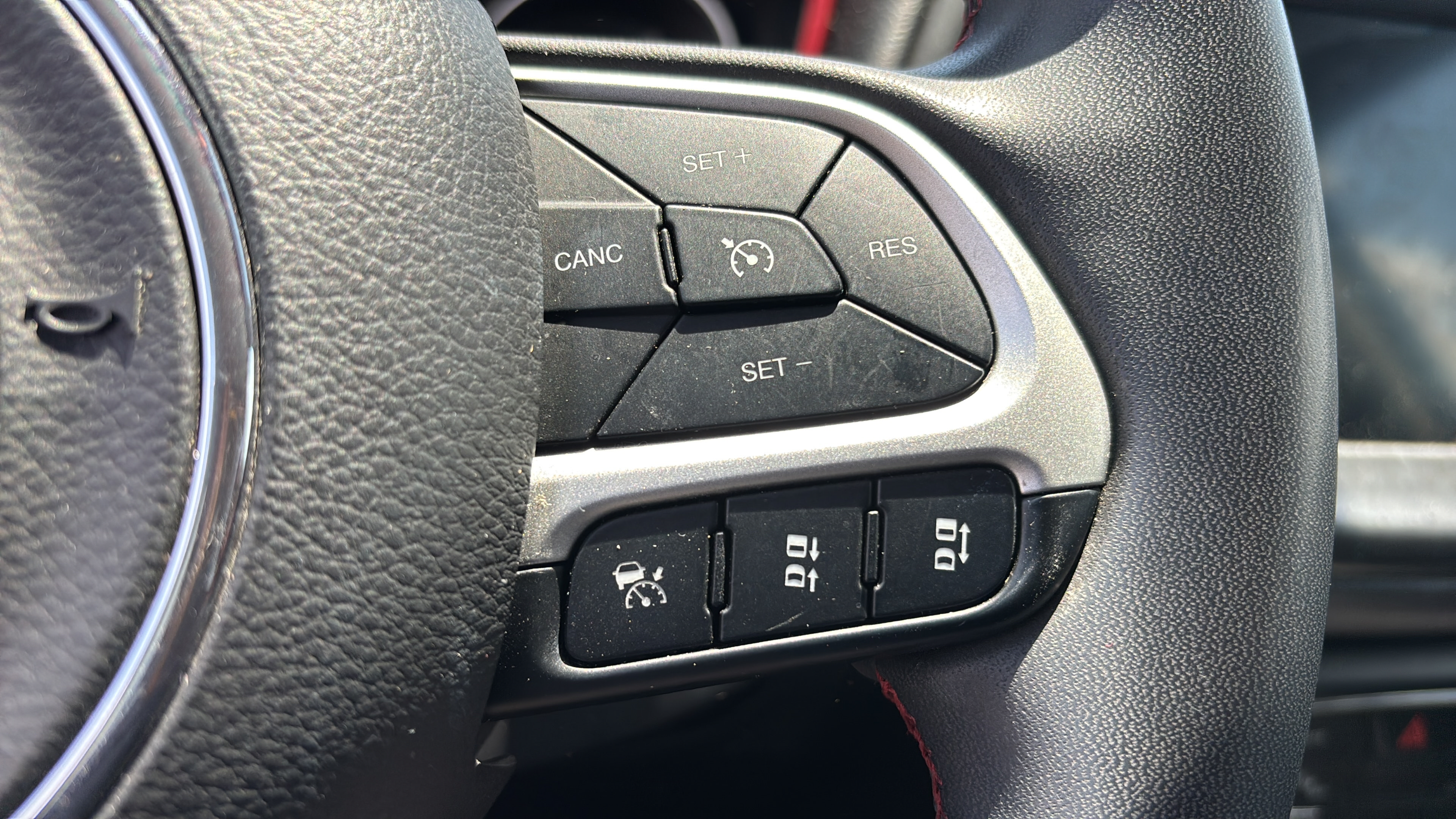 Used 2021 Jeep Compass Trailhawk AWD/4WD image 19