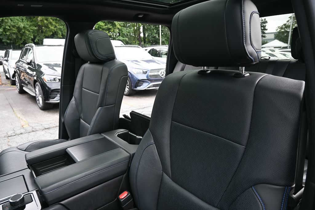 Used 2022 Toyota Tundra Platinum RWD image 5