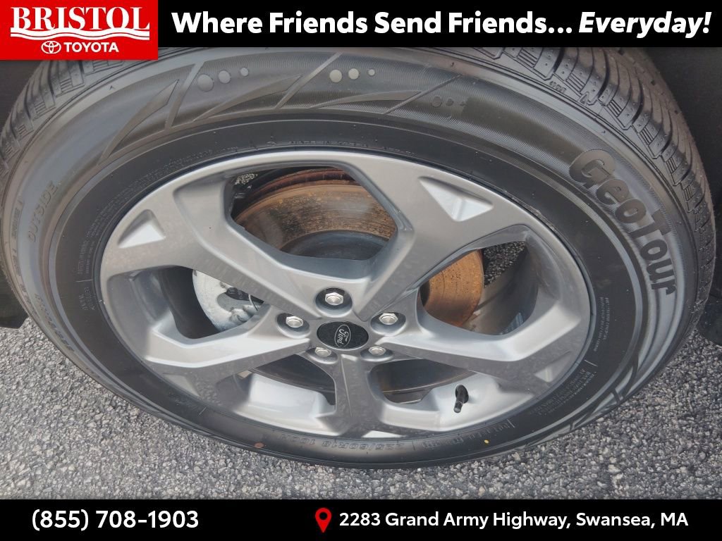 Used 2025 Ford Escape ST-Line image 12