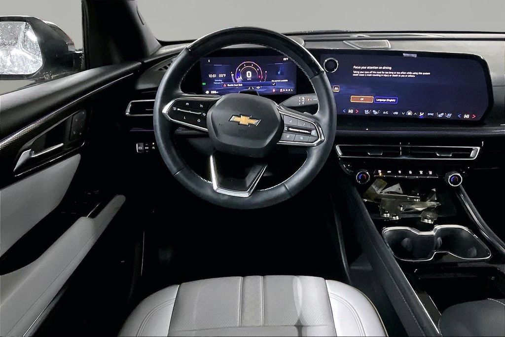 Used 2024 Chevrolet Traverse RS image 10