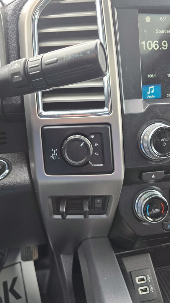 Used 2018 Ford F350 Platinum w/ Platinum Ultimate Package AWD/4WD image 19