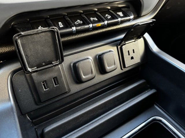 Used 2017 GMC Sierra 3500 SLT w/ Duramax Plus Package image 15