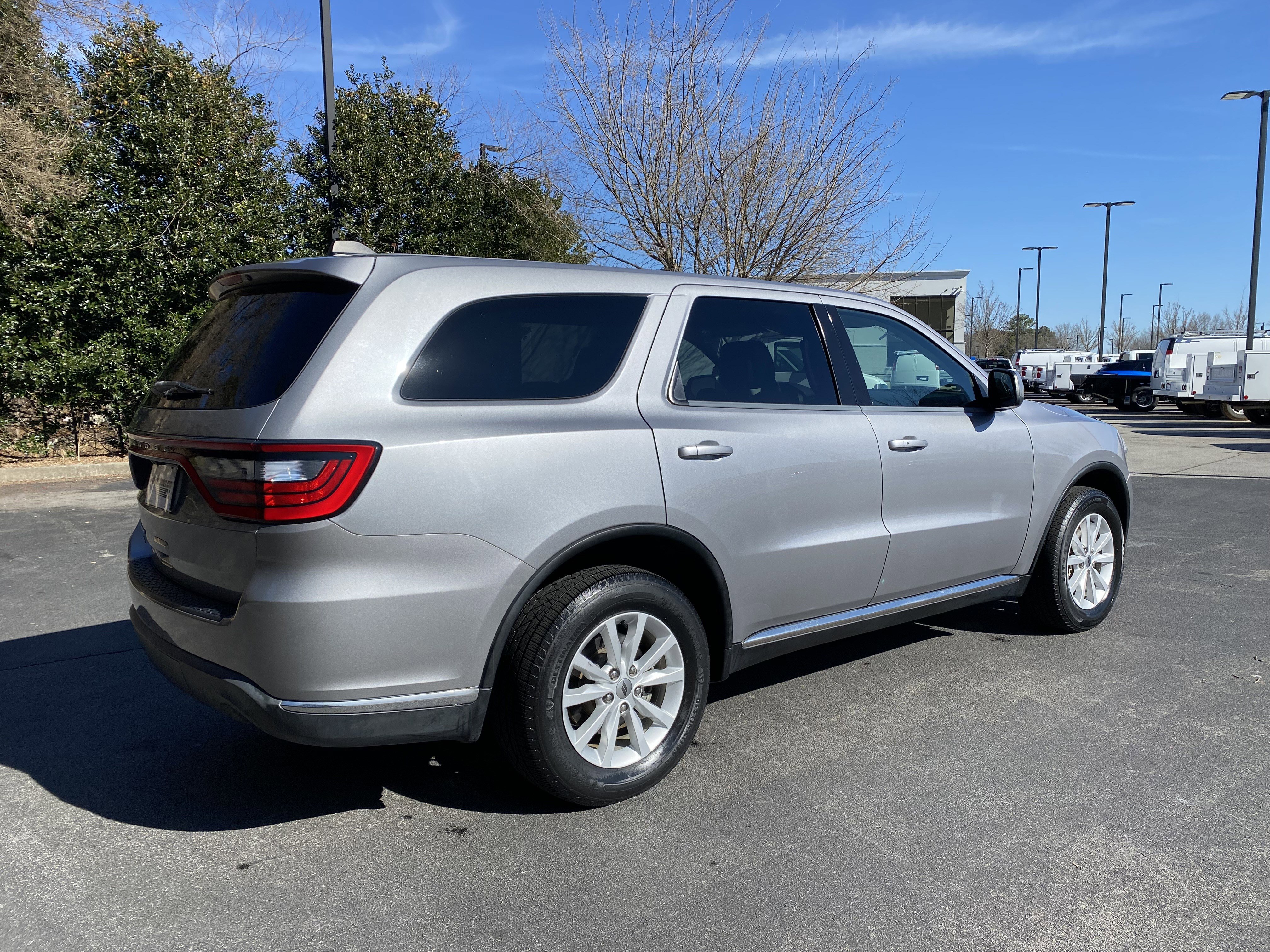 Used 2020 Dodge Durango SXT w/ 3rd Row Seating Group image 9