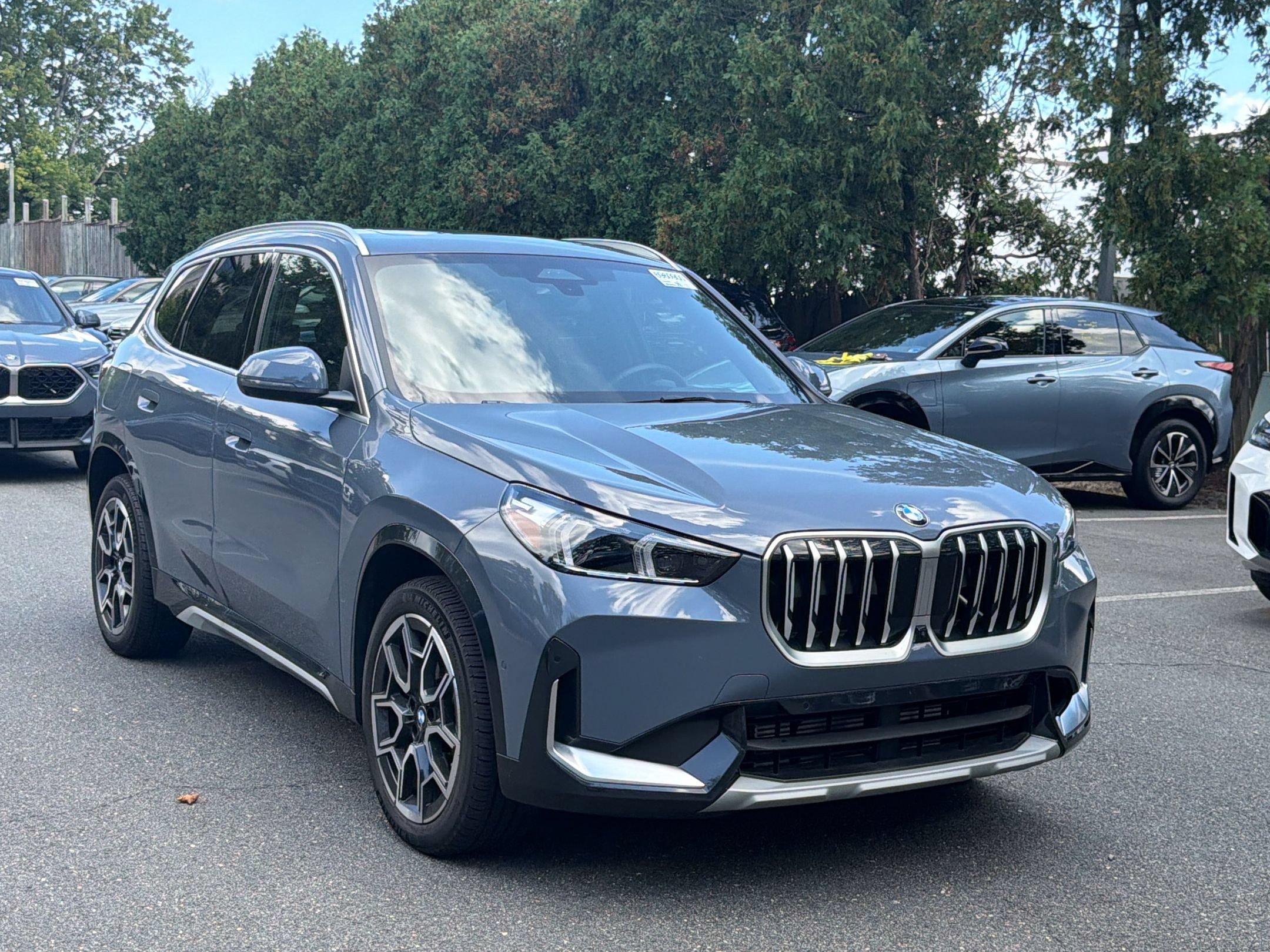 Certified 2025 BMW X2 xDrive28i AWD/4WD image 7