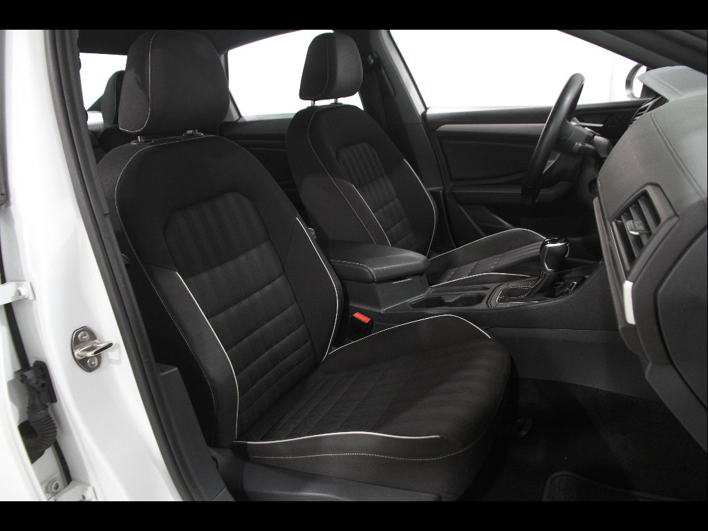 Used 2024 Volkswagen Jetta Sport FWD image 16