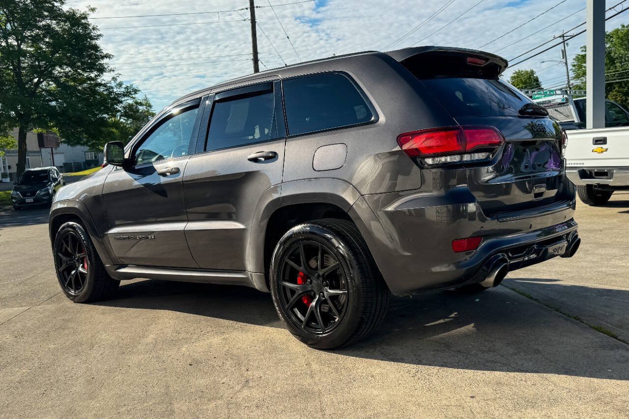Used 2021 Jeep Grand Cherokee SRT AWD/4WD image 5