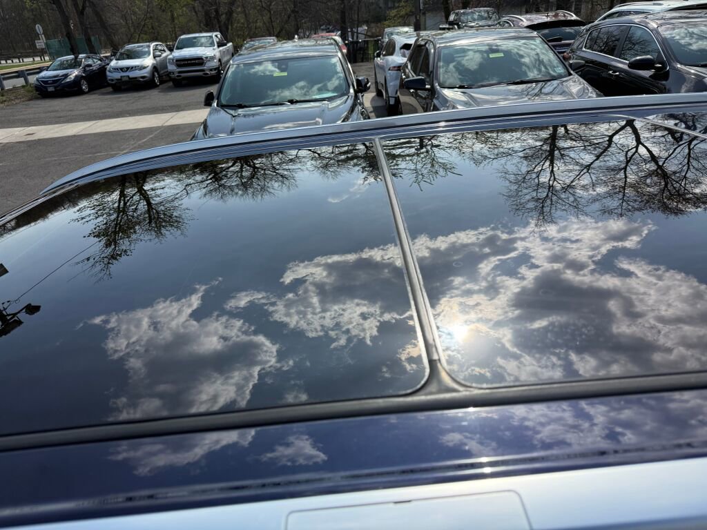 Used 2021 Toyota Highlander Platinum image 9