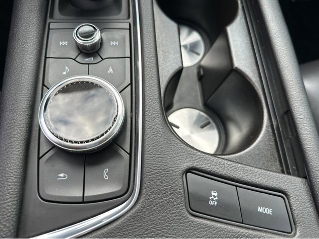 Certified 2024 Cadillac XT6 Premium Luxury image 28