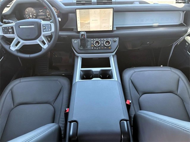 New 2025 Land Rover Defender 130 X-Dynamic SE image 14