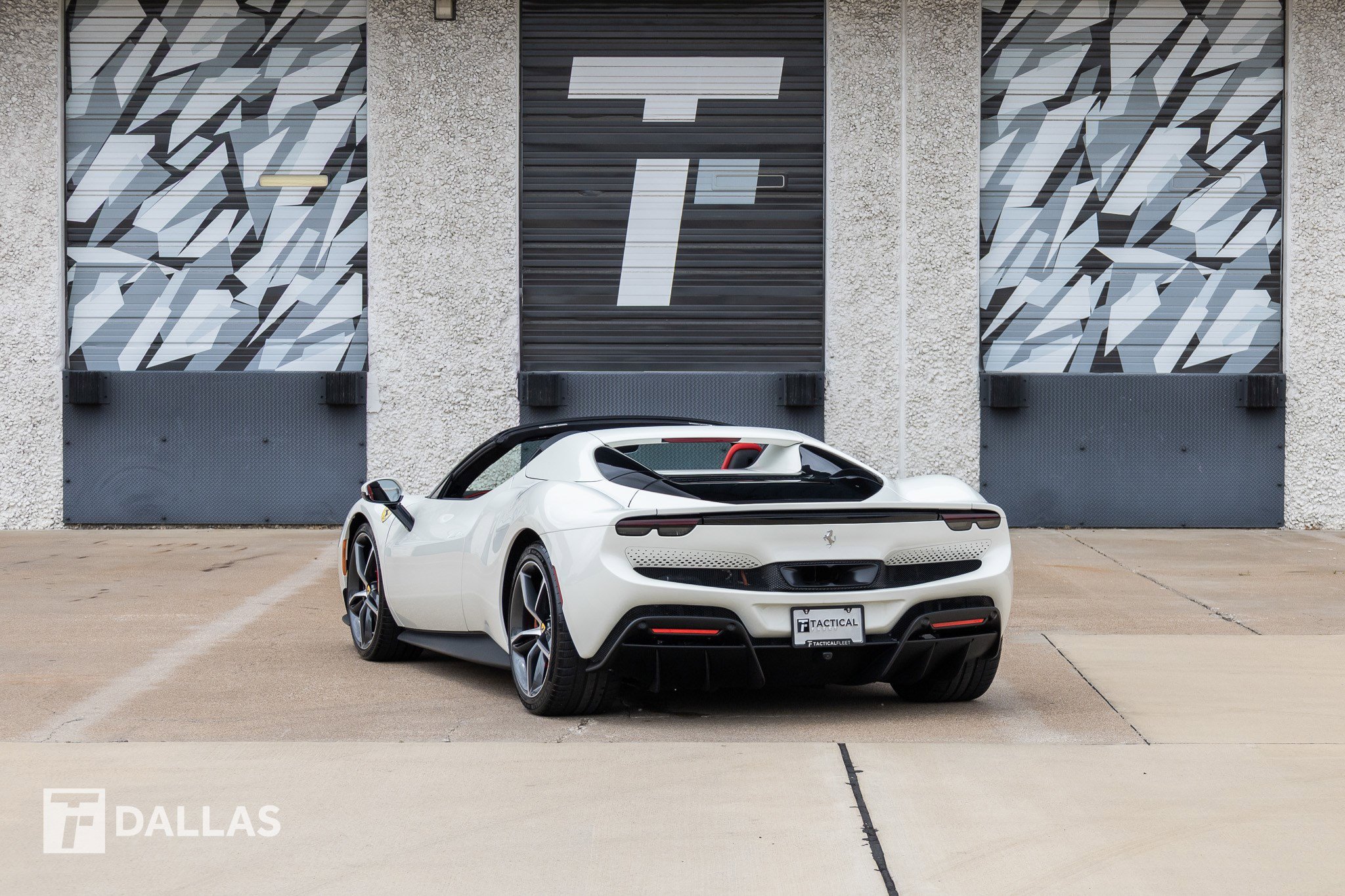Used 2024 Ferrari 296 GTS RWD image 11