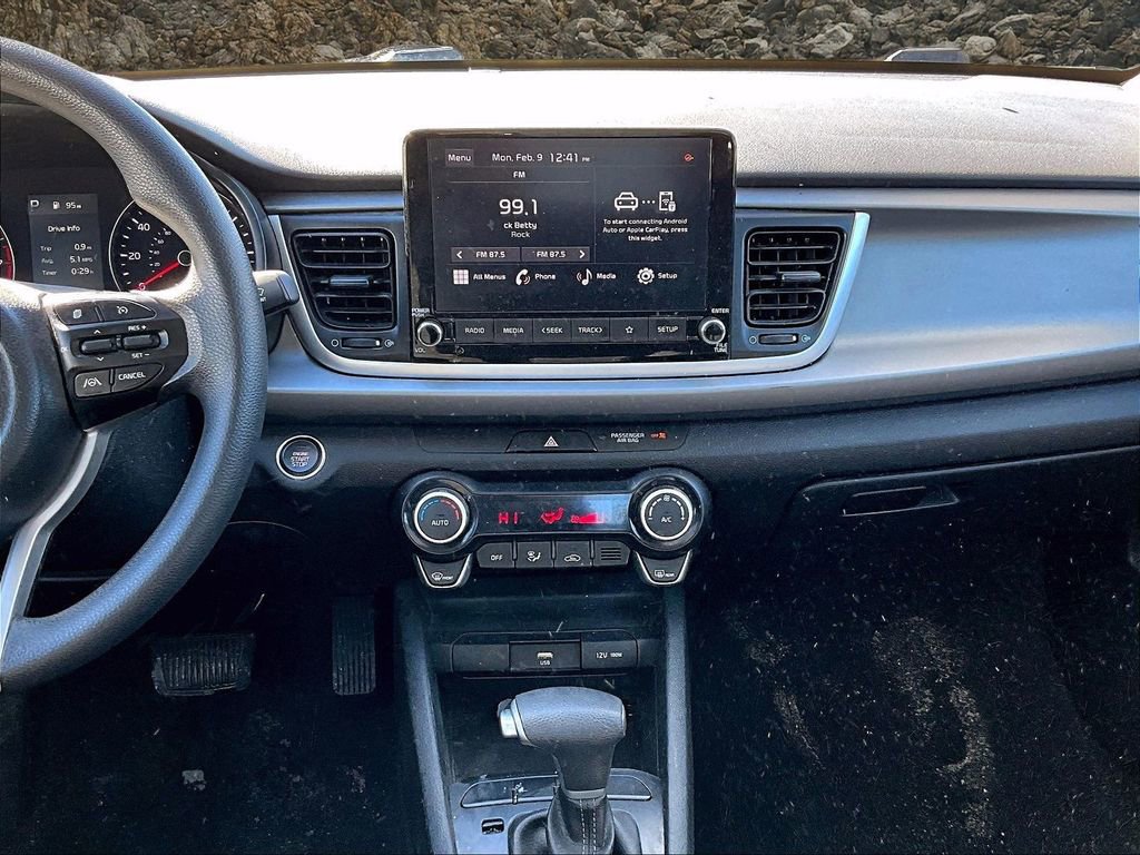 Used 2023 Kia Rio S w/ Technology Package image 5