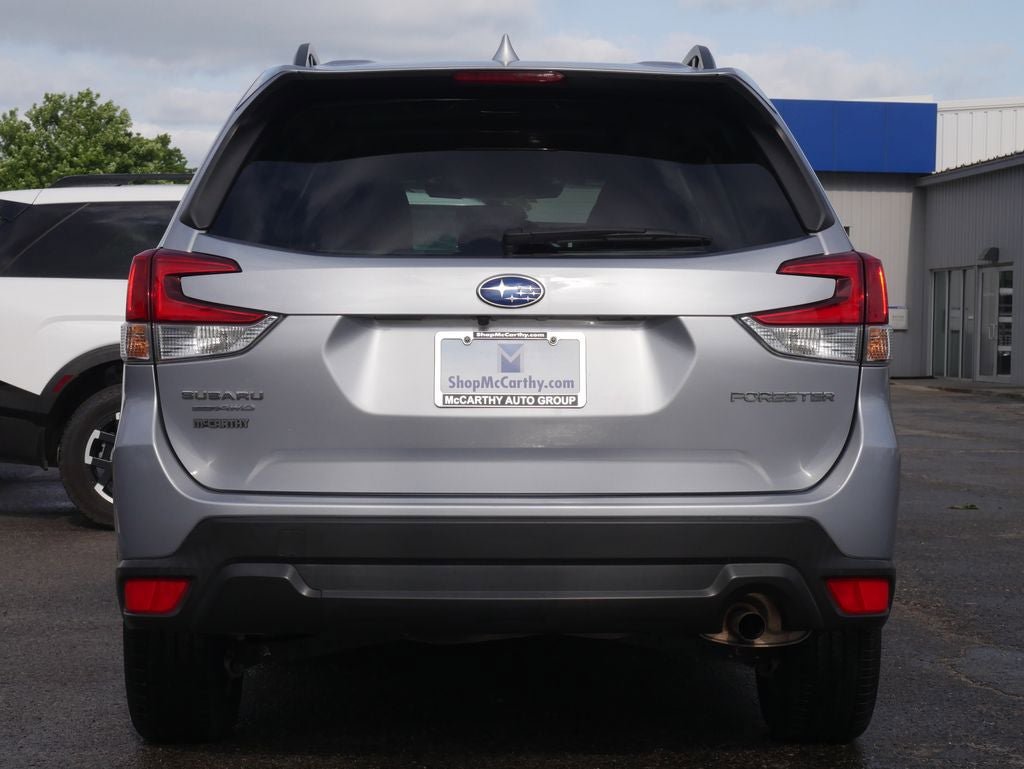 Used 2022 Subaru Forester Premium AWD/4WD image 17