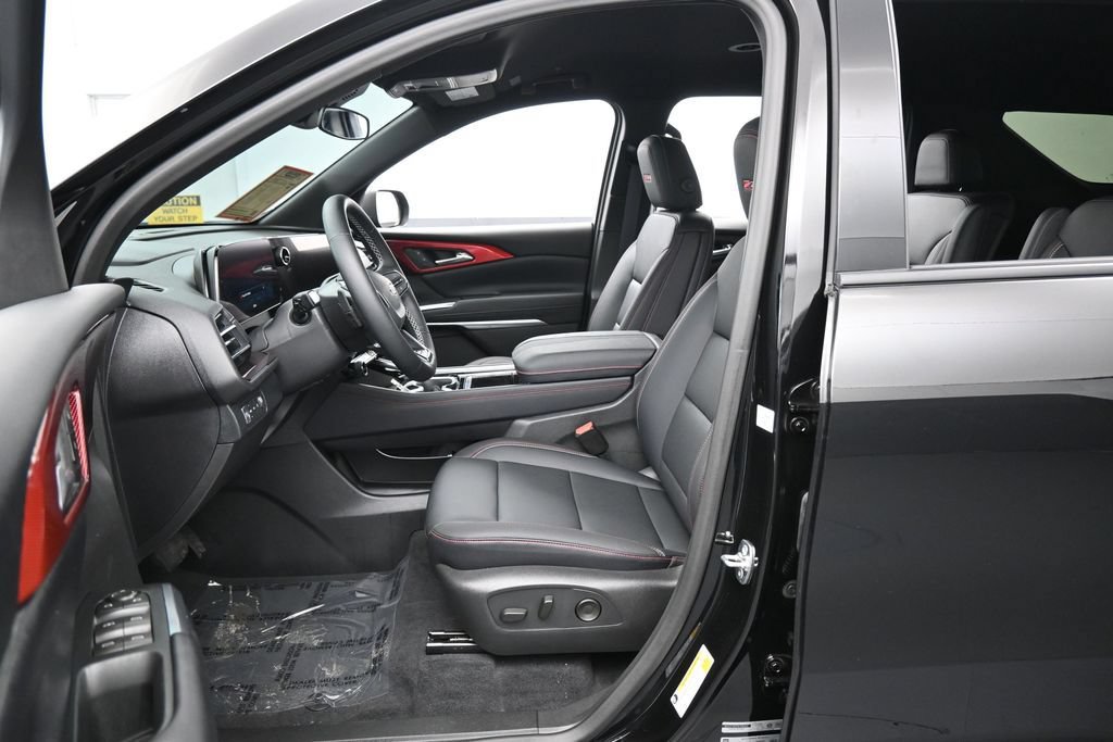 Used 2026 Chevrolet Traverse Z71 AWD/4WD image 11