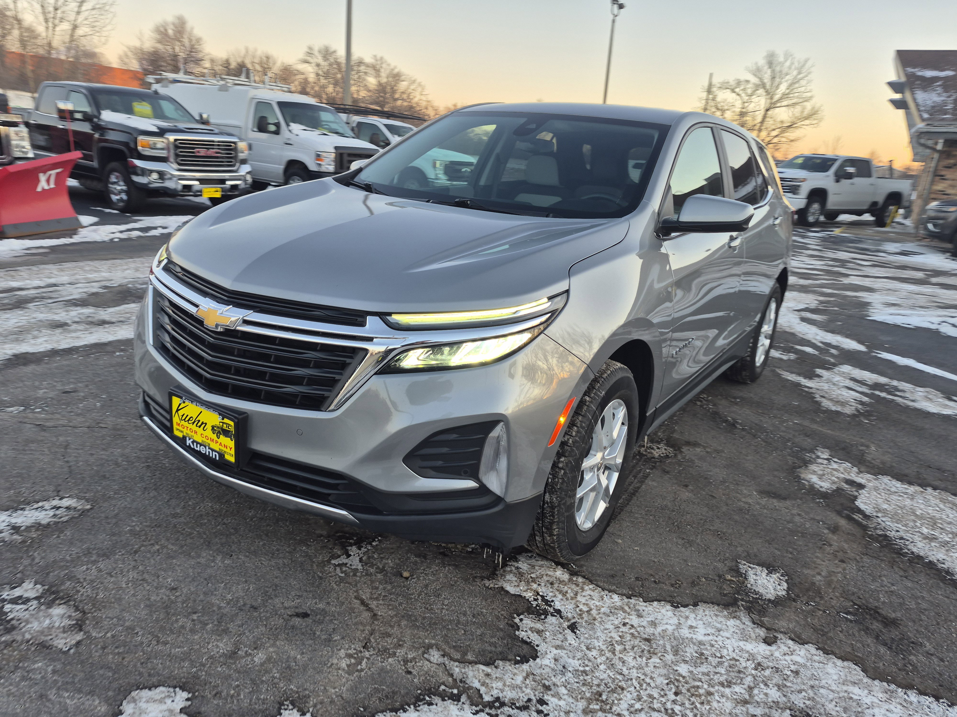 Used 2024 Chevrolet Equinox LT w/ LPO, Floor Liner Package image 4