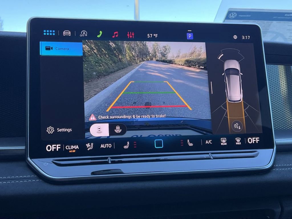 New 2026 Volkswagen Tiguan SE R-Line image 17