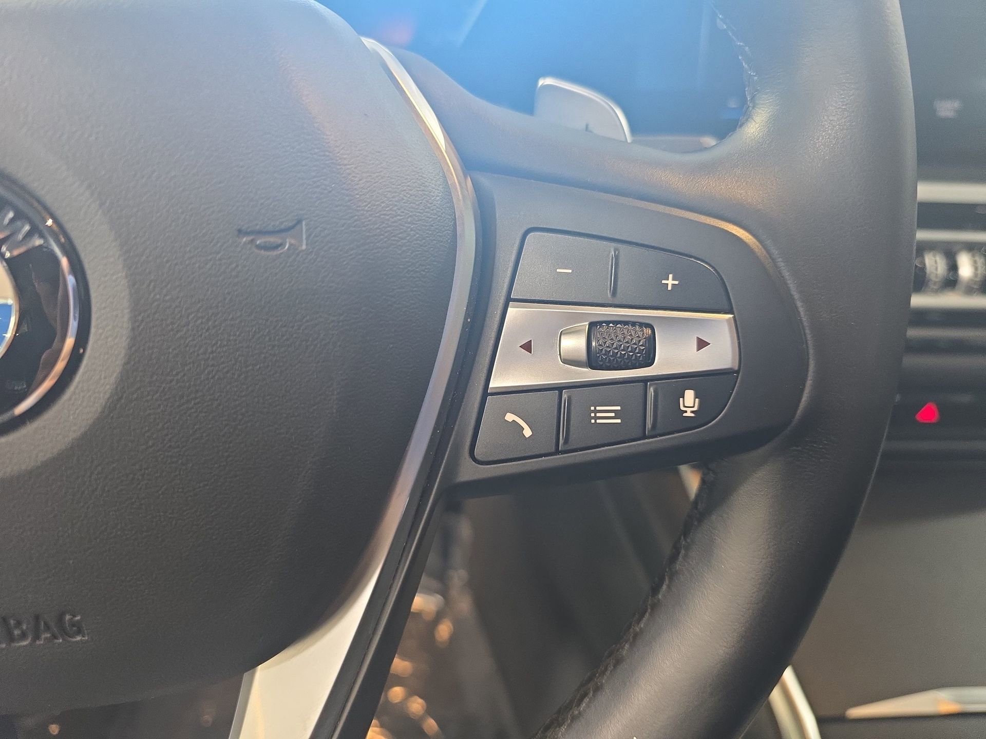 Used 2024 BMW 330i Sedan image 17