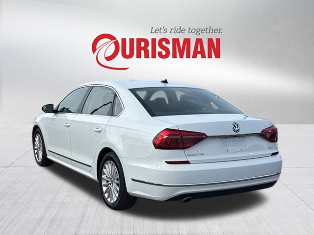 Used 2017 Volkswagen Passat 1.8T SE image 4