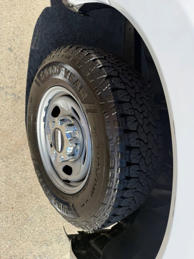Used 2021 Ford F350 XL w/ Power Equipment Group image 31