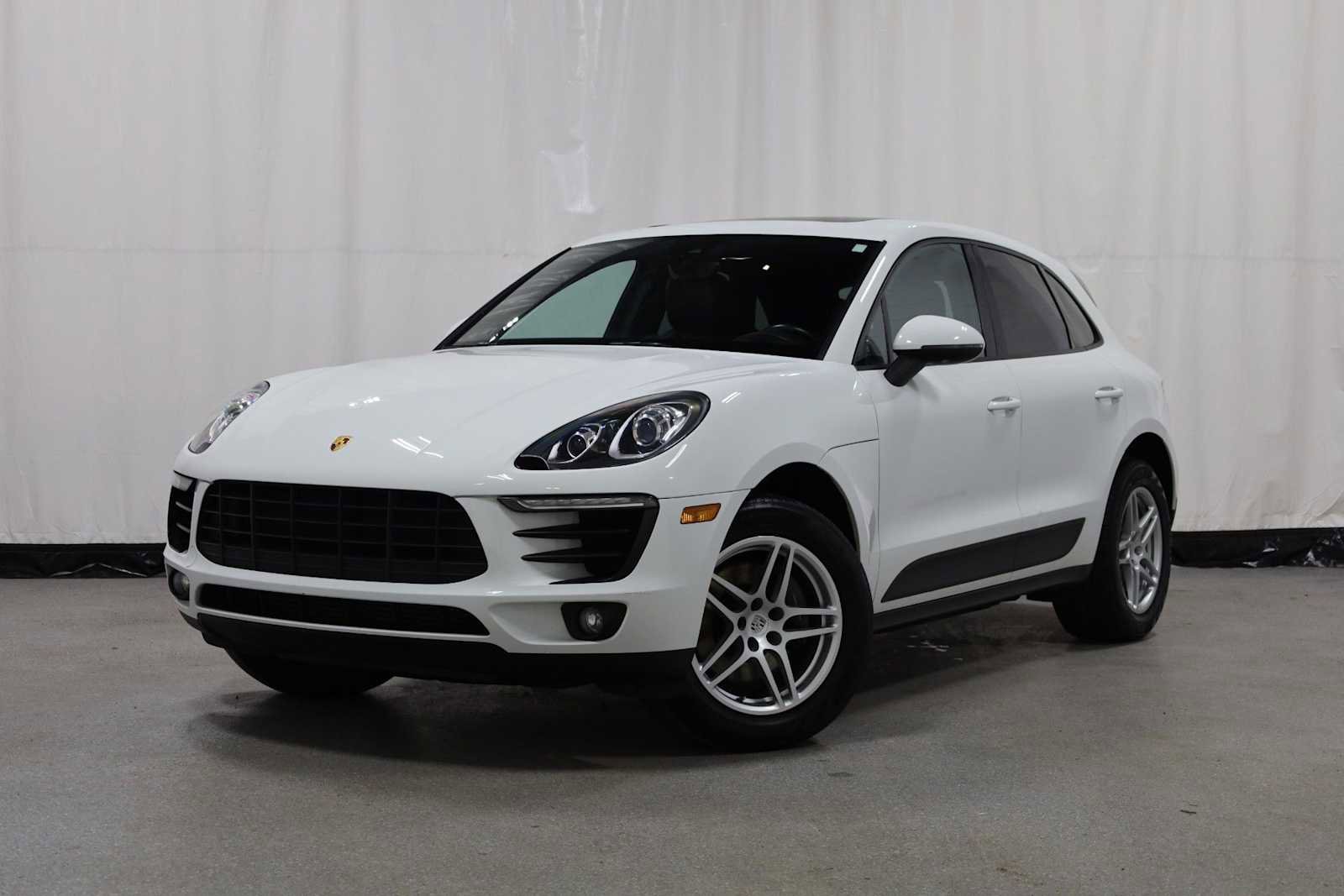 Used 2017 Porsche Macan video 1