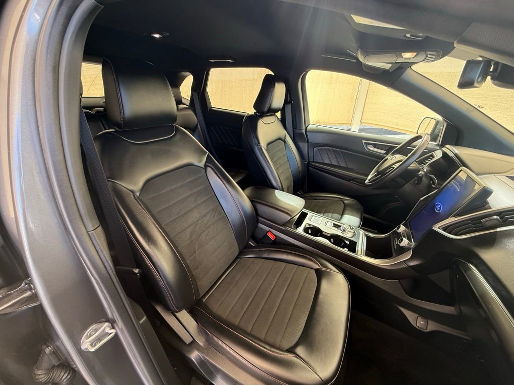 Used 2023 Ford Edge ST-Line image 13