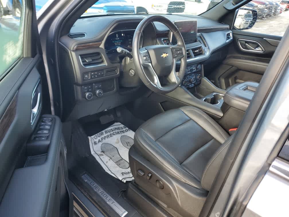 Used 2022 Chevrolet Tahoe LT w/ Luxury Package image 12