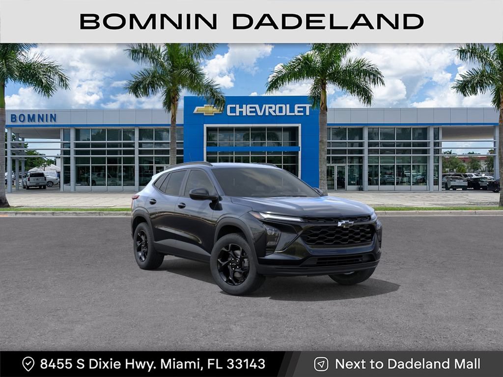 New 2026 Chevrolet Trax LT w/ Midnight Edition FWD image 2