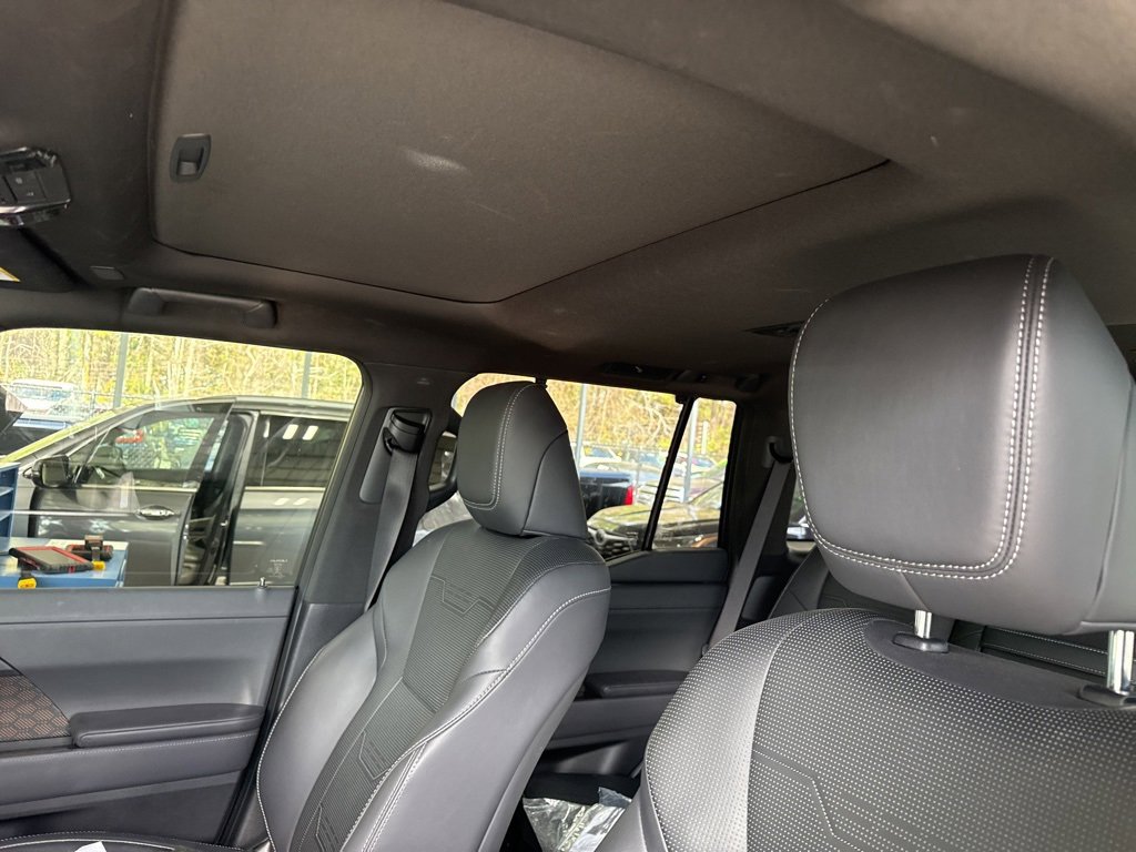 Used 2025 Lexus GX 550 550 Luxury image 8