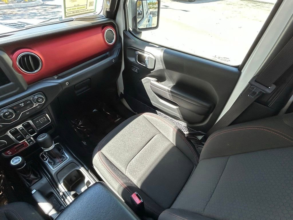 Used 2021 Jeep Gladiator Rubicon w/ Trailer Tow Package image 11