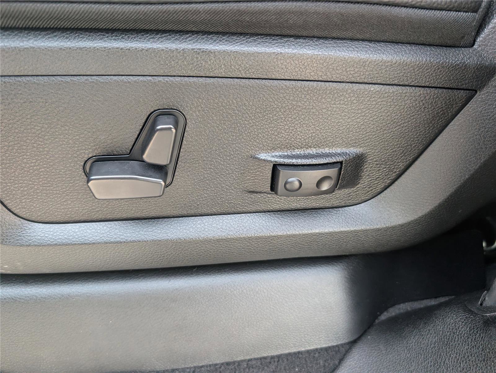 Used 2023 RAM 2500 Limited image 24