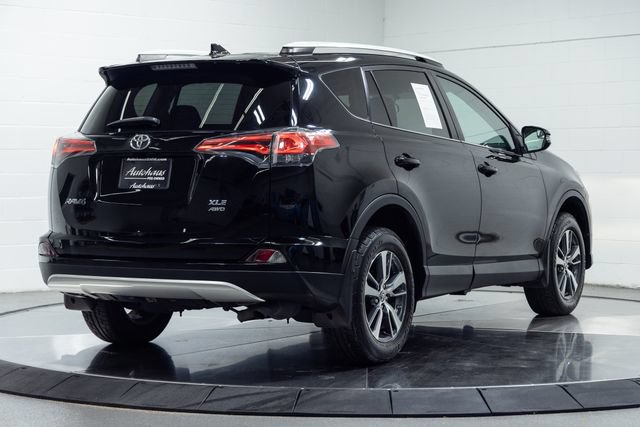 Used 2016 Toyota RAV4 XLE AWD/4WD image 10