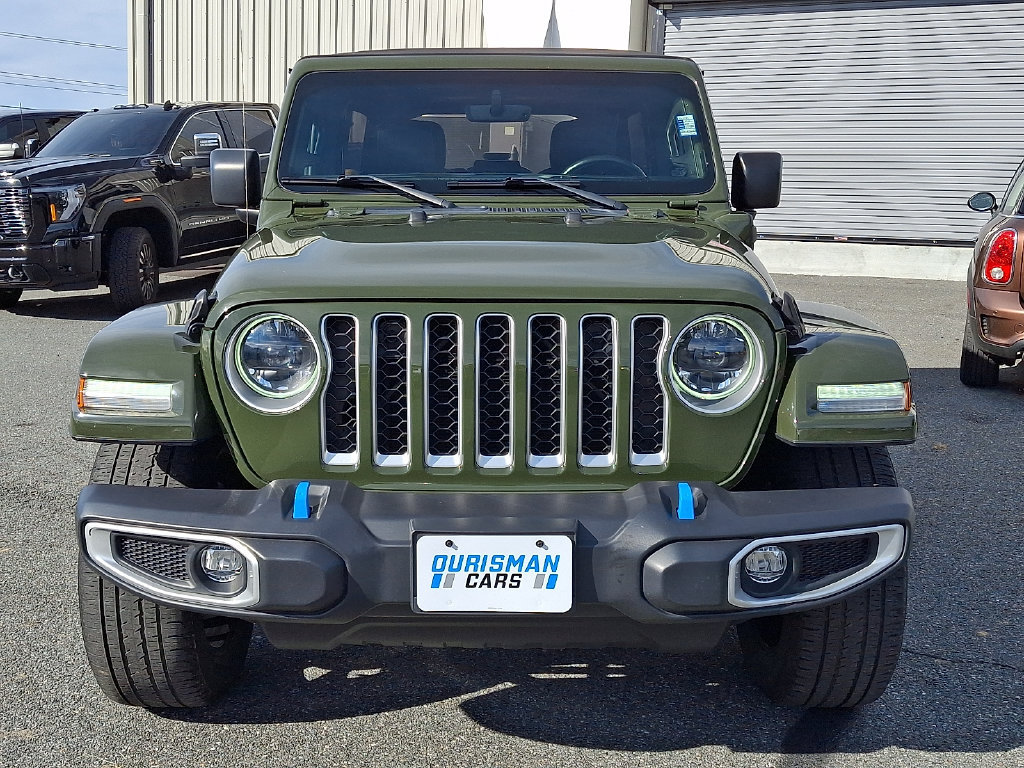 Used 2023 Jeep Wrangler Unlimited Sahara w/ Cold Weather Group AWD/4WD image 2