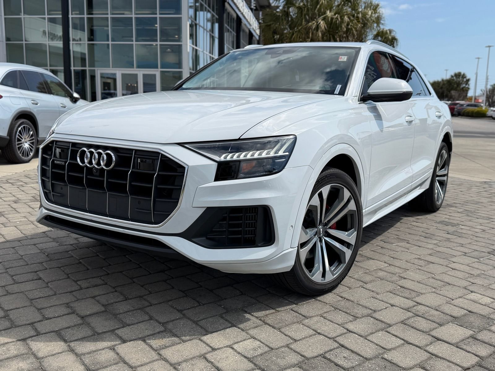 Used 2019 Audi Q8 Prestige image 1